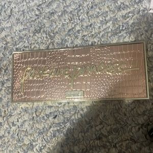 Parkave princess tarte palette